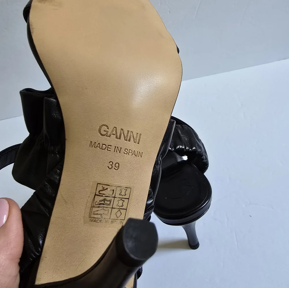 Ganni Ruffled Leather Slingback Sandals Size 39 US 9 Black - Picture 11 of 11